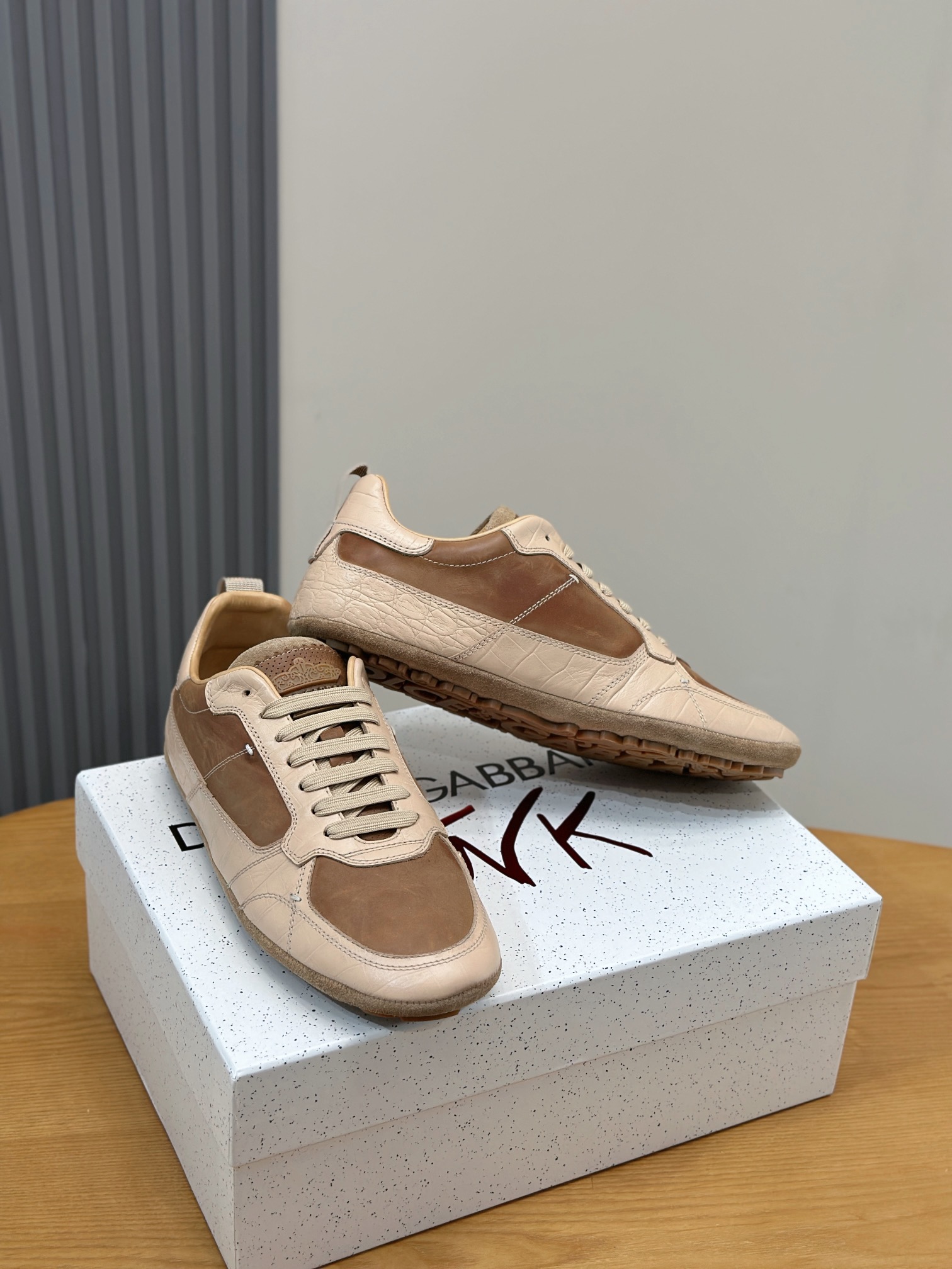 olce & Gabbana shoe